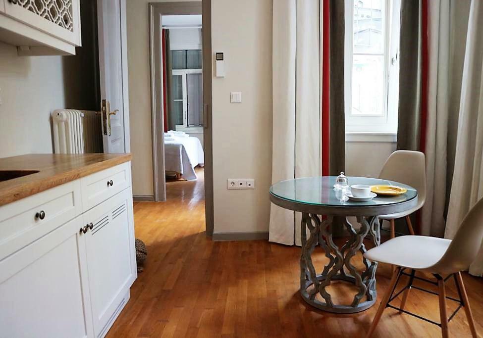 Acropolis Townhouseco Suites Atina Dış mekan fotoğraf